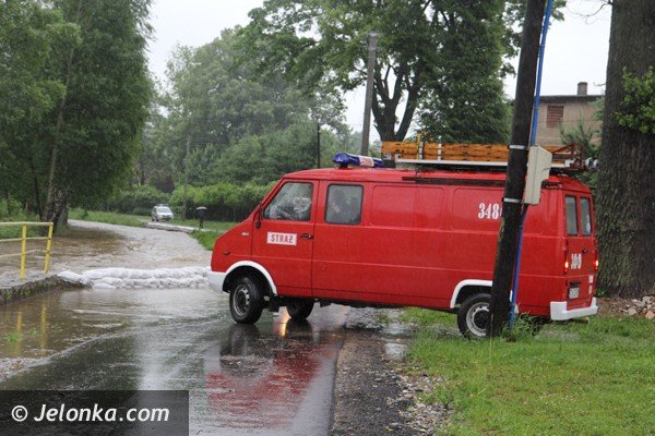 znow-wezbray-rzeki-i-potoki-jest-groznie-foto-47242