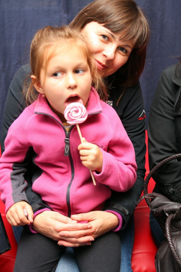 dzieciece-obrazy-pene-sonca-po-wernisazu-w-muflonie-foto-47279