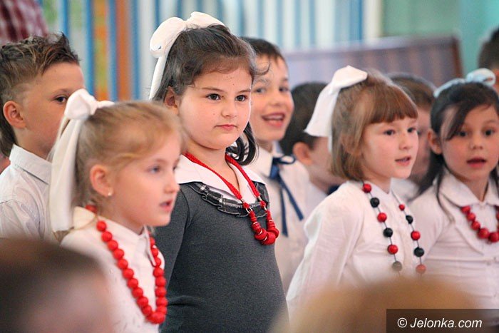 piekna-uroczystosc-w-okraglaczku-foto-47290