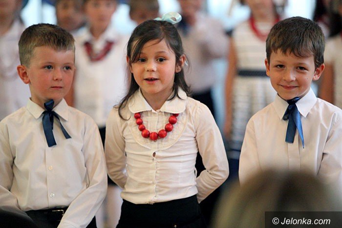 piekna-uroczystosc-w-okraglaczku-foto-47290