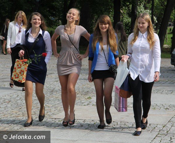 uczniowie-norwida-pozegnali-rok-szkolny-tuwimem-foto-47316