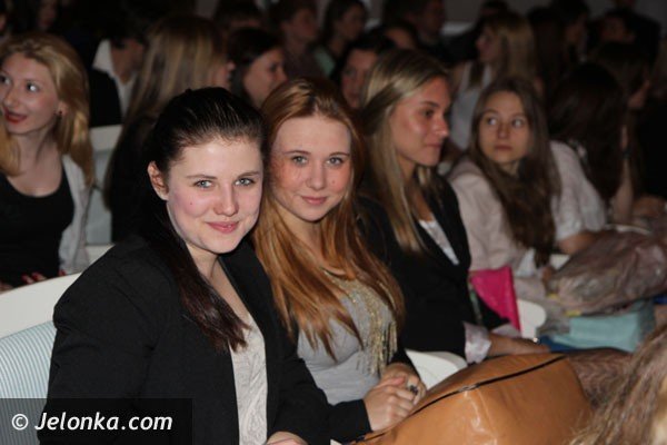 uczniowie-norwida-pozegnali-rok-szkolny-tuwimem-foto-47316