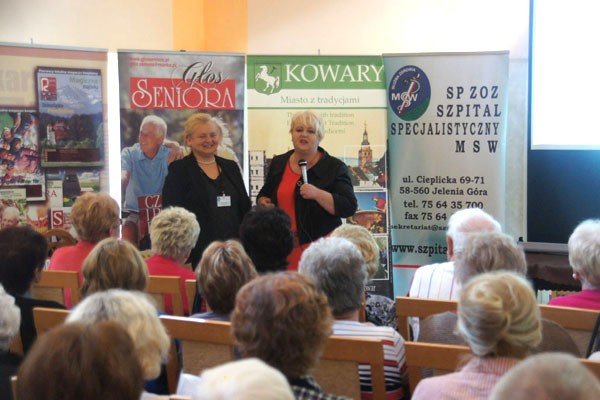 seniorzy-akademicy-w-kowarach-dzisiaj-spiewograj-foto-47317