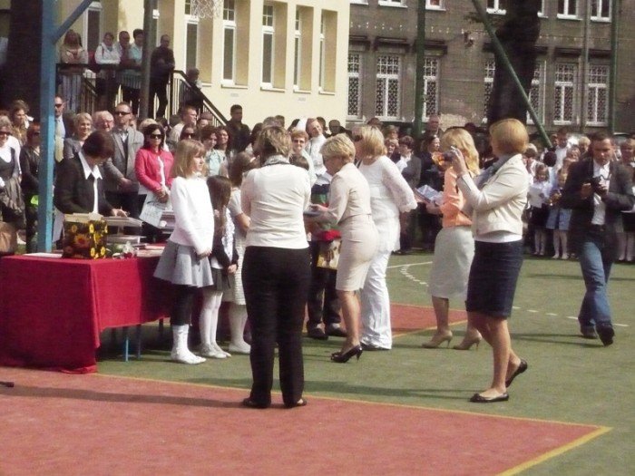 pozegnali-szkolny-rok-w-dwojce-foto-47323
