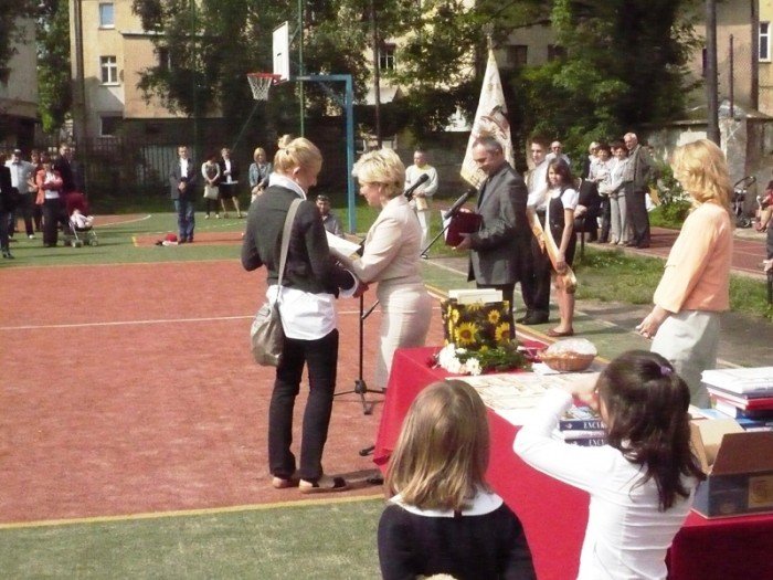 pozegnali-szkolny-rok-w-dwojce-foto-47323