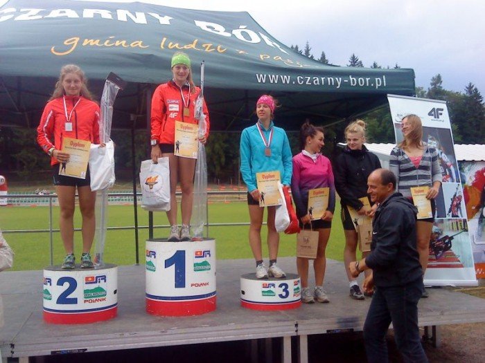 biathlonisci-rywalizuja-w-czarnym-borze-foto-47329