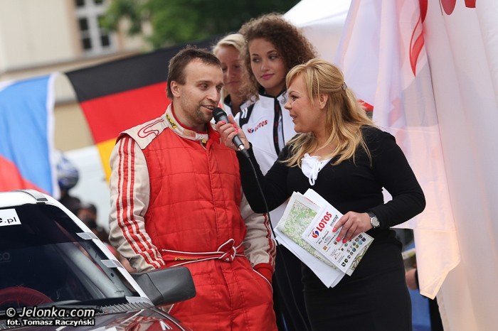 pokazali-sie-kibicom-na-placu-piastowskim-foto-47419