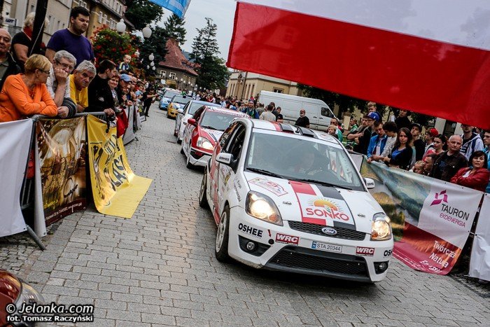 pokazali-sie-kibicom-na-placu-piastowskim-foto-47419