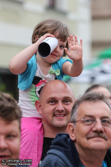 pokazali-sie-kibicom-na-placu-piastowskim-foto-47419