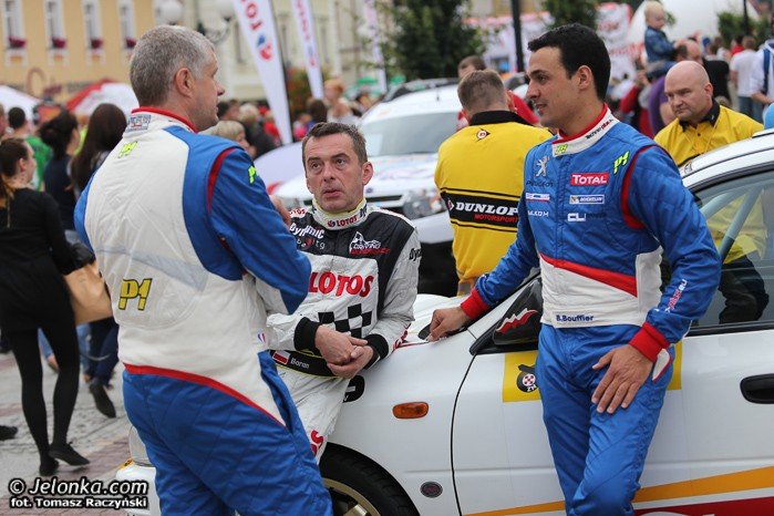 pokazali-sie-kibicom-na-placu-piastowskim-foto-47419