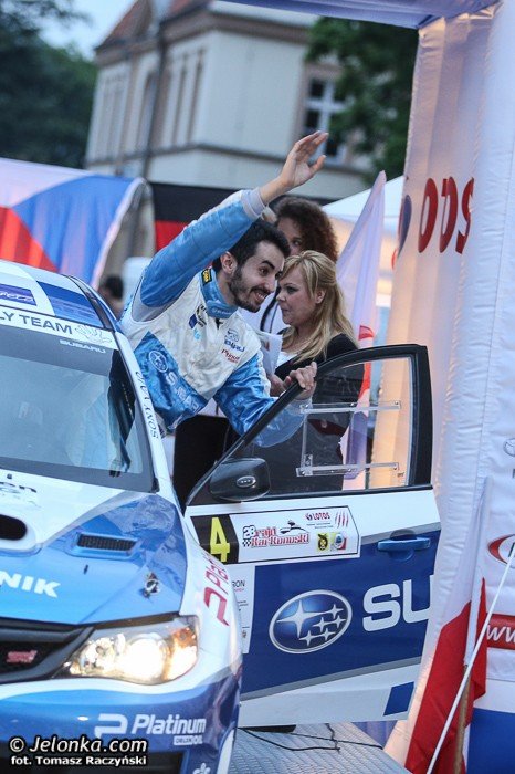 pokazali-sie-kibicom-na-placu-piastowskim-foto-47419