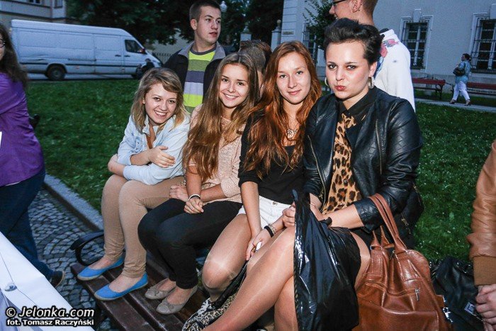 pokazali-sie-kibicom-na-placu-piastowskim-foto-47419