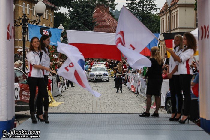 pokazali-sie-kibicom-na-placu-piastowskim-foto-47419
