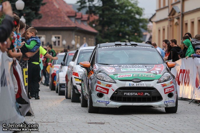 pokazali-sie-kibicom-na-placu-piastowskim-foto-47419