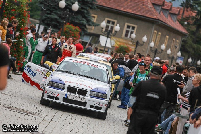 pokazali-sie-kibicom-na-placu-piastowskim-foto-47419
