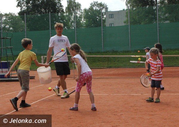 lato-z-tenisem-za-darmo-na-kortach-przy-sudeckiej-foto-47437