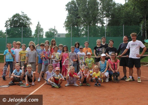 lato-z-tenisem-za-darmo-na-kortach-przy-sudeckiej-foto-47437