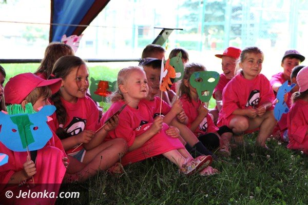 skok-w-blok-robi-furore-wsrod-dzieci-foto-47455