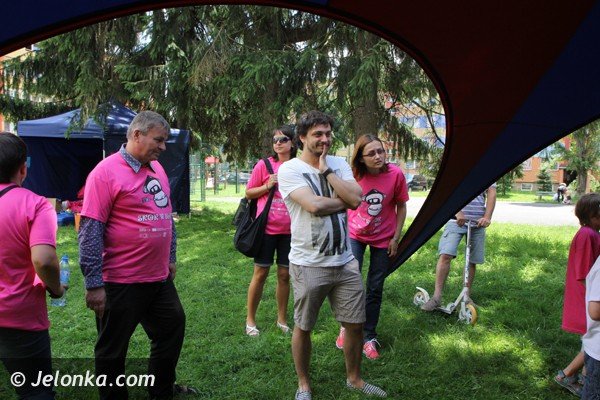 skok-w-blok-robi-furore-wsrod-dzieci-foto-47455
