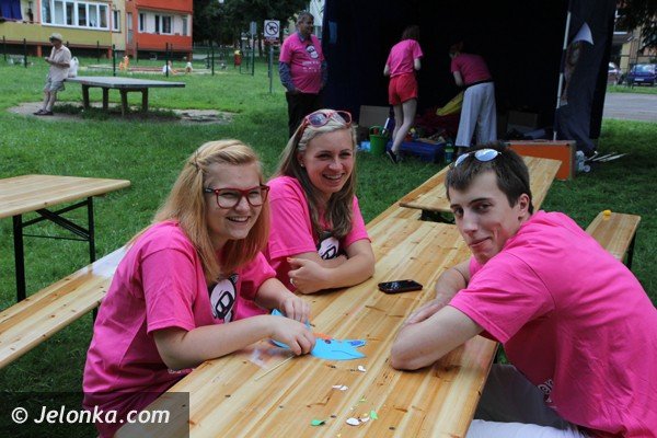 skok-w-blok-robi-furore-wsrod-dzieci-foto-47455