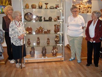 piekno-bolesawieckiej-ceramiki-w-muzeum-pod-sniezka-foto-47520