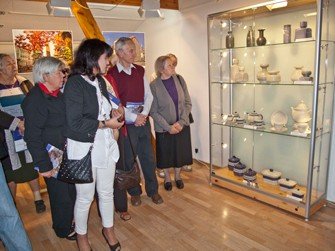 piekno-bolesawieckiej-ceramiki-w-muzeum-pod-sniezka-foto-47520