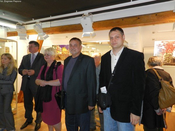 piekno-bolesawieckiej-ceramiki-w-muzeum-pod-sniezka-foto-47520