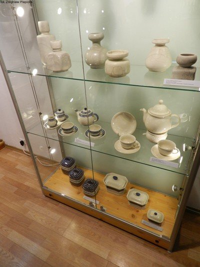 piekno-bolesawieckiej-ceramiki-w-muzeum-pod-sniezka-foto-47520