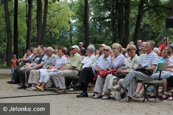 klasycznie-i-magicznie-w-parku-zdrojowym-foto-47525