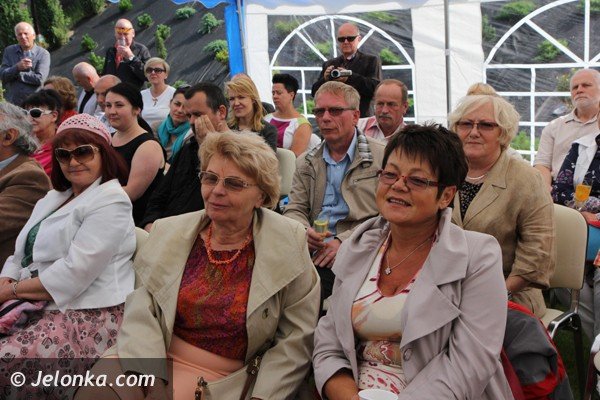 na-muzycznej-farmie-gra-alexander-dubach-foto-47535
