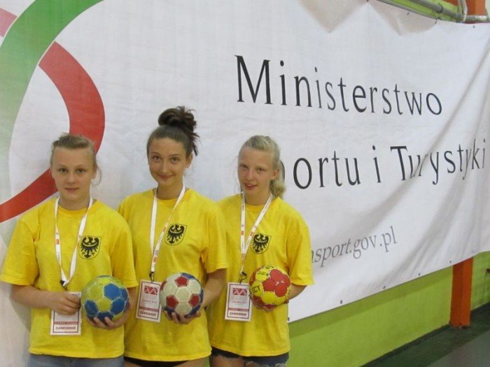 sukces-szczypiornistek-dolnoslaskiej-kadry-z-udziaem-jeleniogorskich-zawodniczek-47632