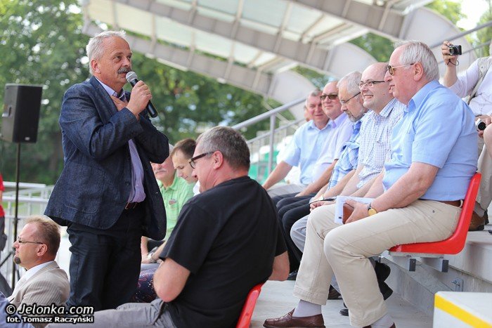 stadion-przy-zotniczej-gotowy-prezydent-obrazony-przez-dziaacza-foto-47718