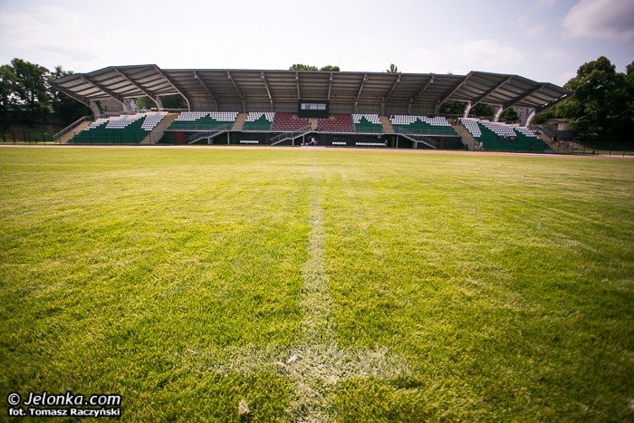 stadion-przy-zotniczej-gotowy-prezydent-obrazony-przez-dziaacza-foto-47718