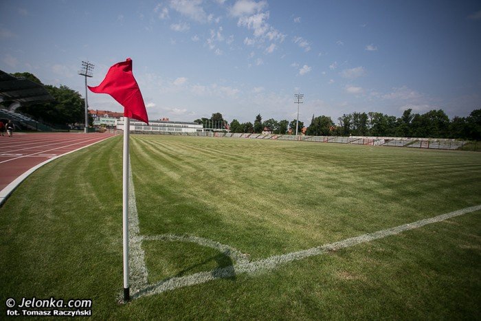 stadion-przy-zotniczej-gotowy-prezydent-obrazony-przez-dziaacza-foto-47718