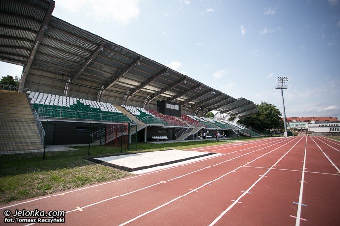 stadion-przy-zotniczej-gotowy-prezydent-obrazony-przez-dziaacza-foto-47718
