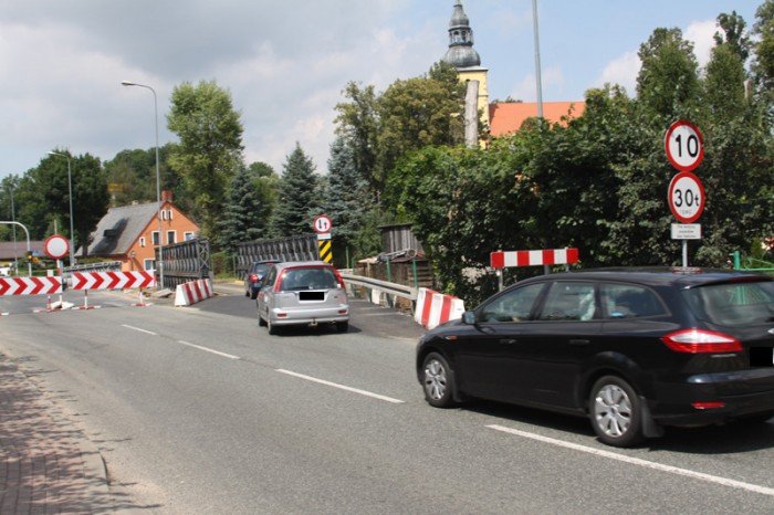 rozbieraja-most-w-maciejowej-utrudnienia-w-ruchu-foto-47747