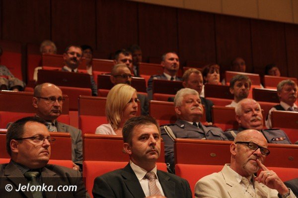 swieto-policji-z-awansami-i-odznaczeniami-foto-47754