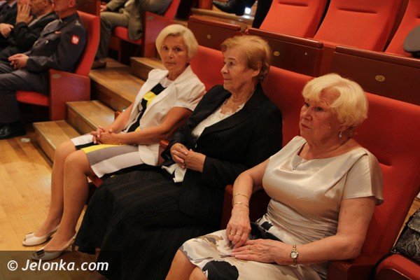 swieto-policji-z-awansami-i-odznaczeniami-foto-47754