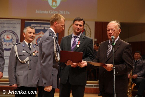 swieto-policji-z-awansami-i-odznaczeniami-foto-47754