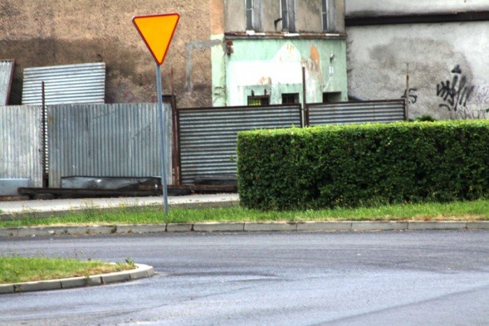 rudera-w-centrum-przestanie-straszyc-foto-47759