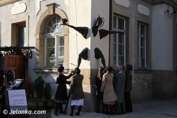 najazd-artystow-ulicy-na-plac-ratuszowy-foto-47771