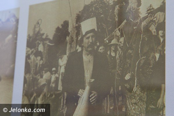 historia-festiwalu-teatrow-ulicznych-w-galerii-mrocznej-foto-47785