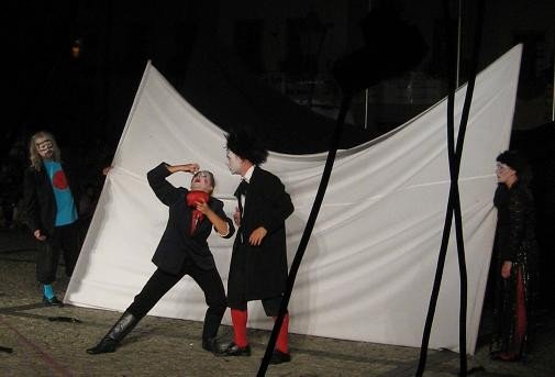 teatry-pod-pogodnym-niebem-bez-biletu-foto-47791