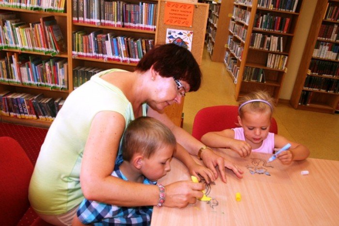 ocal-planete-czyli-ekozabawy-w-ksiaznicy-foto-47793