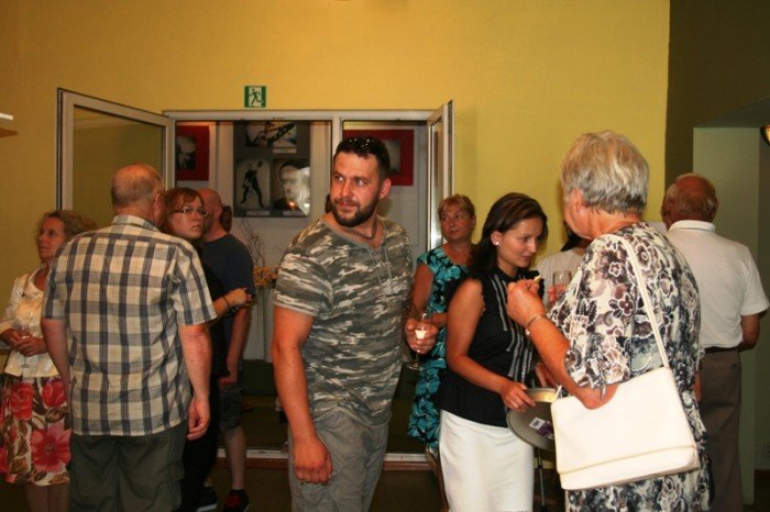 za-kulisami-ciezkiego-brzmienia-wernisaz-rafaa-kotylaka-foto-47795