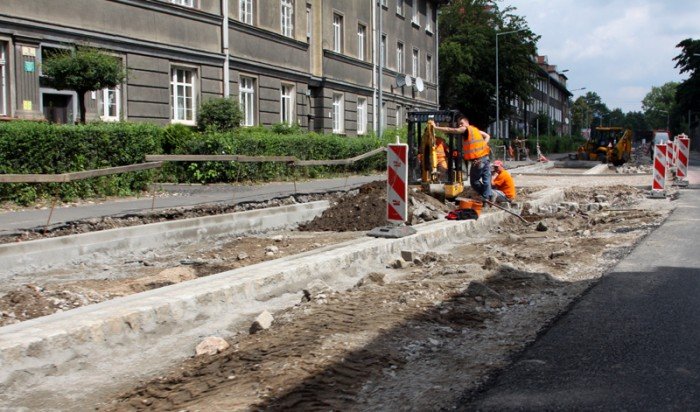 osiedle-robotnicze-rozkopane-jeszcze-przez-miesiac-foto-47800