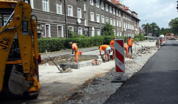 osiedle-robotnicze-rozkopane-jeszcze-przez-miesiac-foto-47800