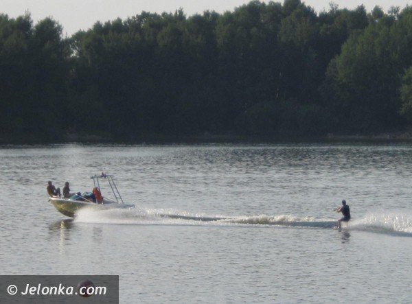 na-zalewie-lesnianskozotnickim-nadal-grasuja-motorowodni-maniacy-foto-47832