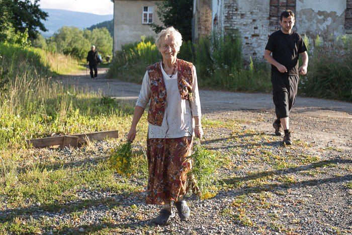 piec-renesansowy-kolejny-film-o-dworze-czarne-foto-video-47835