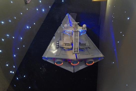 cuda-z-klockow-lego-pod-sniezka-foto-47880